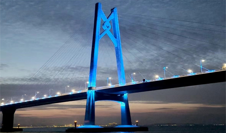 hongkong-zhuhai-macau bridge cruise