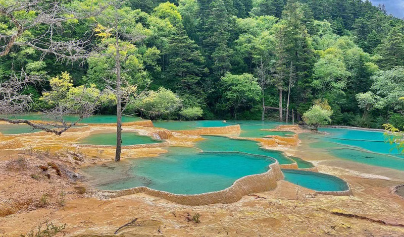 Huanglong Lakes